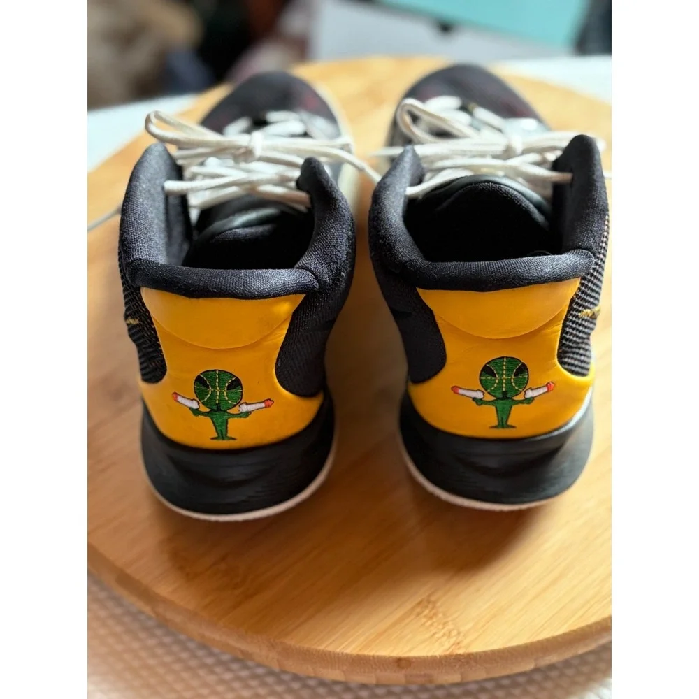 Nike Kyrie 7‎ Little Kids Basketball Shoes Black Yellow Sneakers